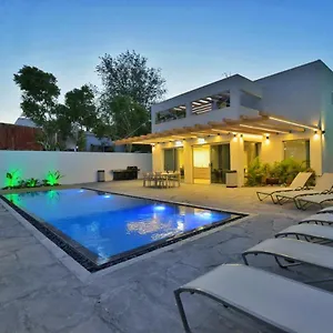 Shani House Of Style Seatara וילה