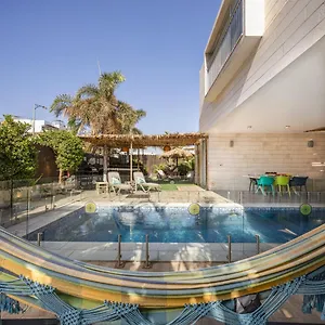 Modern Villa-ella Sun וילה